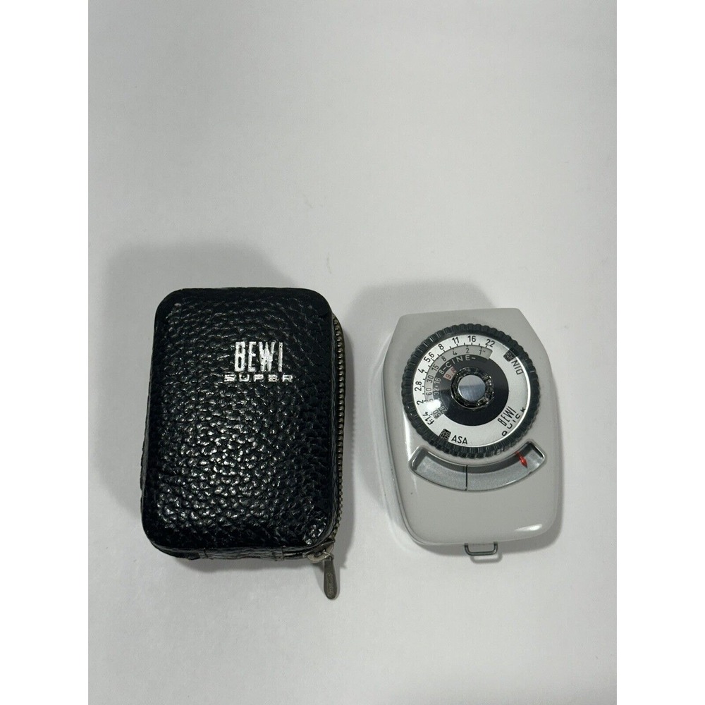 BERTRAM BEWI QUICK Exposure Light Meter W/‎ Case White Vintage Germany